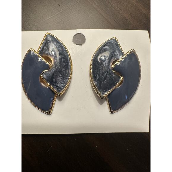 Artisan Crafted Earrings Goldtone Hammered Blue Painted Enamel Lightweight Post - Picture 1 of 6